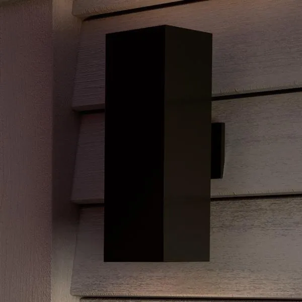 UHP1111 Minimalist Outdoor Wall Light, 18"H x 6"W, Olde Bronze Finish, Madrid Collection — Urban Ambiance LED Linear Lights  3000K