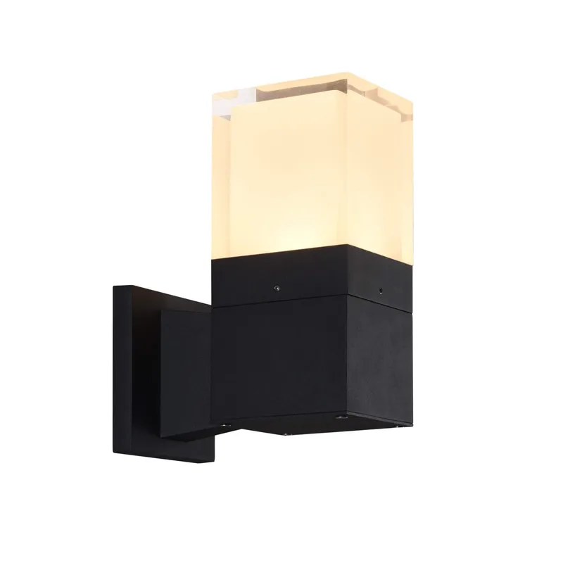 VONN 9" Modern VOW1768BL 5-Watt ETL Certified Integrated LED Outdoor Wall Sconce in Matte Black — VONN Lighting LED Wall Lights  