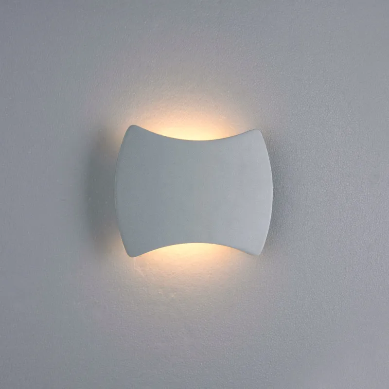VONN Atlas VMW16010AL 9" ETL Certified ADA Compliant Integrated LED Wall Sconce Light in Silver — VONN Lighting LED Wall Lights  