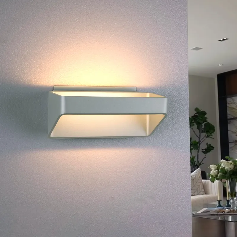 VONN Atlas VMW15710AL 10" Up-Down ETL Certified Integrated LED Wall Sconce Light in Silver — VONN Lighting LED Wall Lights  