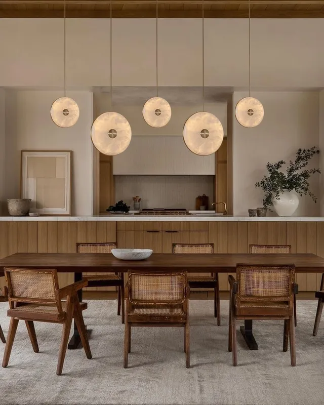 Lausanne Alabaster Cluster Pendant Light - Statement Round Design — LightsStory LED Pendant Lights  
