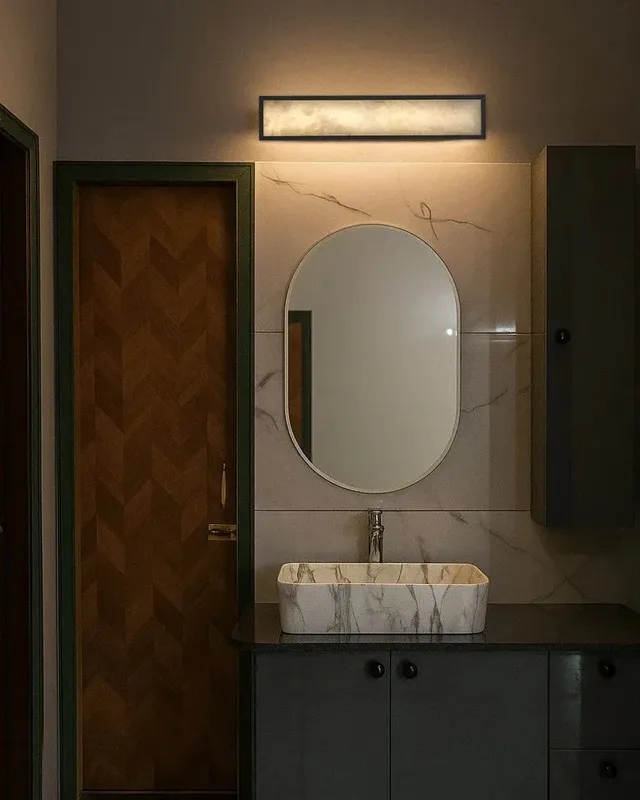 LightsStory Linear Alabaster Wall Sconce - Elevated Natural Stone — LightsStory LED Linear Lights  