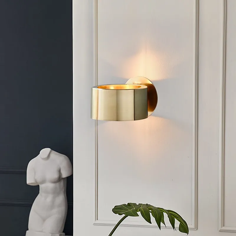 Minimalist 1-Light Brass Drum Wall Light — LightFixturesUSA LED Wall Lights 60.0W 