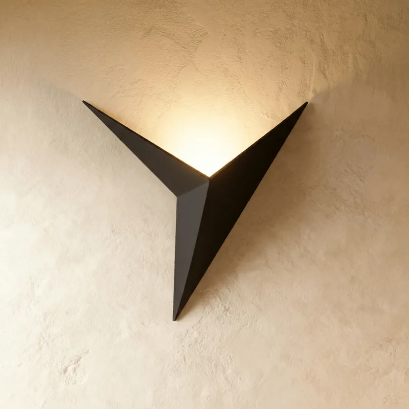 Ezio Wall Lamp — Zarvo Lighting LED Wall Lights  3000K
