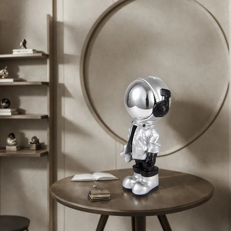 Astronaut Sculpture // Black & Silver Small — Finesse Decor LED General Lighting  
