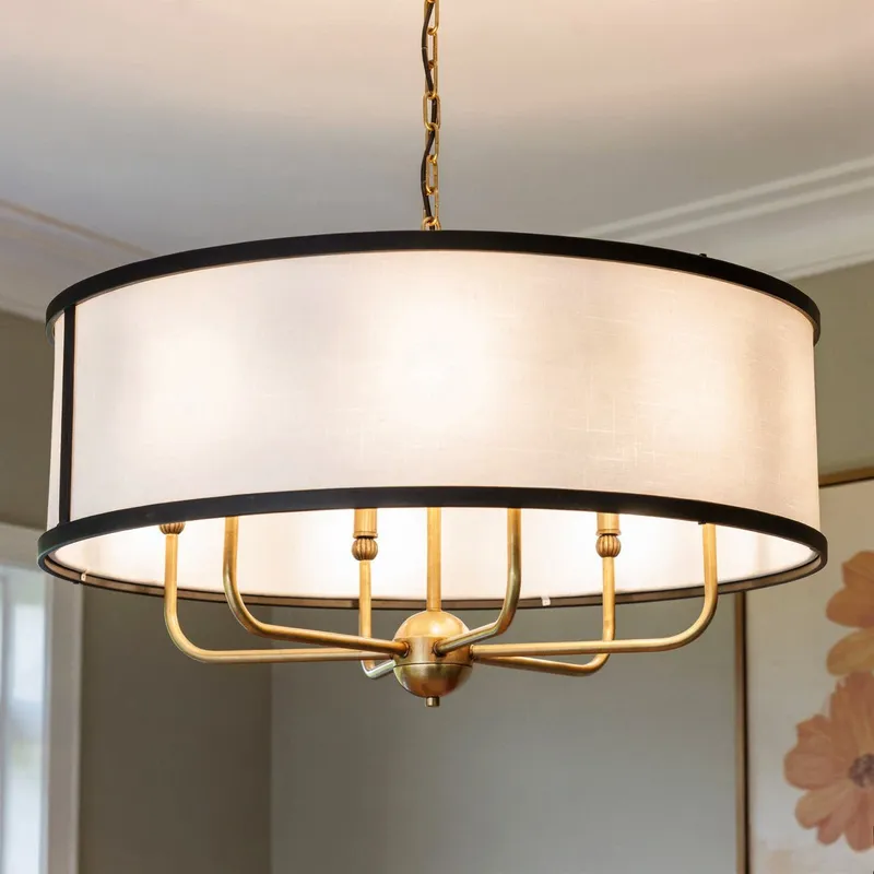 UKC20325 Transitional Indoor Chandelier, 17''H x 30.5''W x 30.5''Dep, Natural Brass Finish, Evermont Collection — Urban Ambiance LED Landscape Lights 60.0W 3000K