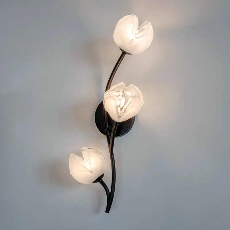 UQL22094 Natural Indoor Wall Sconce, 24.25''H x 8''W x 7.5''Dep, Matte Black Finish, Alderwick Collection — Urban Ambiance LED Wall Lights 10.0W 3000K