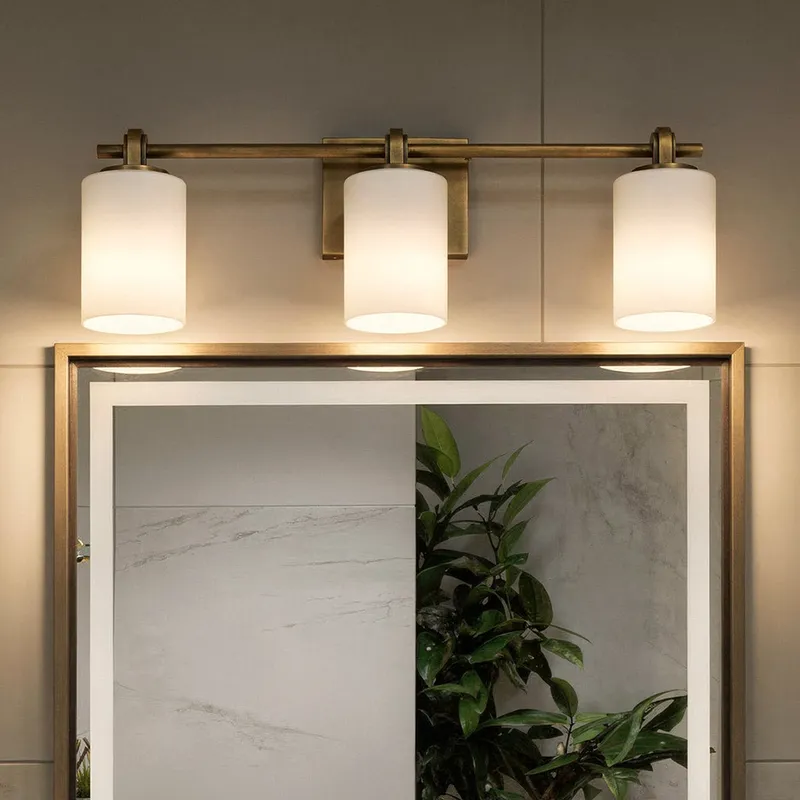 UQL6921 Transitional Indoor Bath Light, 7.5''H x 24''W x 6''Dep, Weathered Brass Finish, Pennwick Collection — Urban Ambiance LED Linear Lights 100.0W 3000K