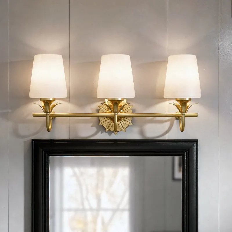UQL6732 Traditional Indoor Bath Light, 10.25''H x 24''W x 7.25''Dep, Gold Leaf Finish, Ambershaw Collection — Urban Ambiance LED Linear Lights 100.0W 3000K