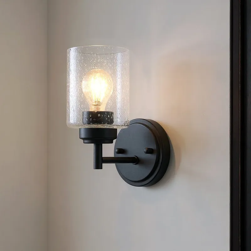 UKC20233 New Traditional Indoor Bath Light, 9.25''H x 4.75''W x 6.5''Dep, Black Finish, Ravencourt Collection — Urban Ambiance LED Smart & Connected Lighting 75.0W 3000K