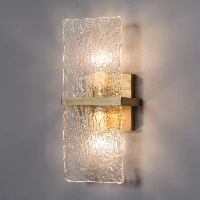 UHP4956 Mid Century Modern Indoor Wall Sconce, 15''H x 4-1/2"W x 7''D, Gilded Silver Finish, Kenton Collection — Urban Ambiance LED Wall Lights 60.0W 3000K