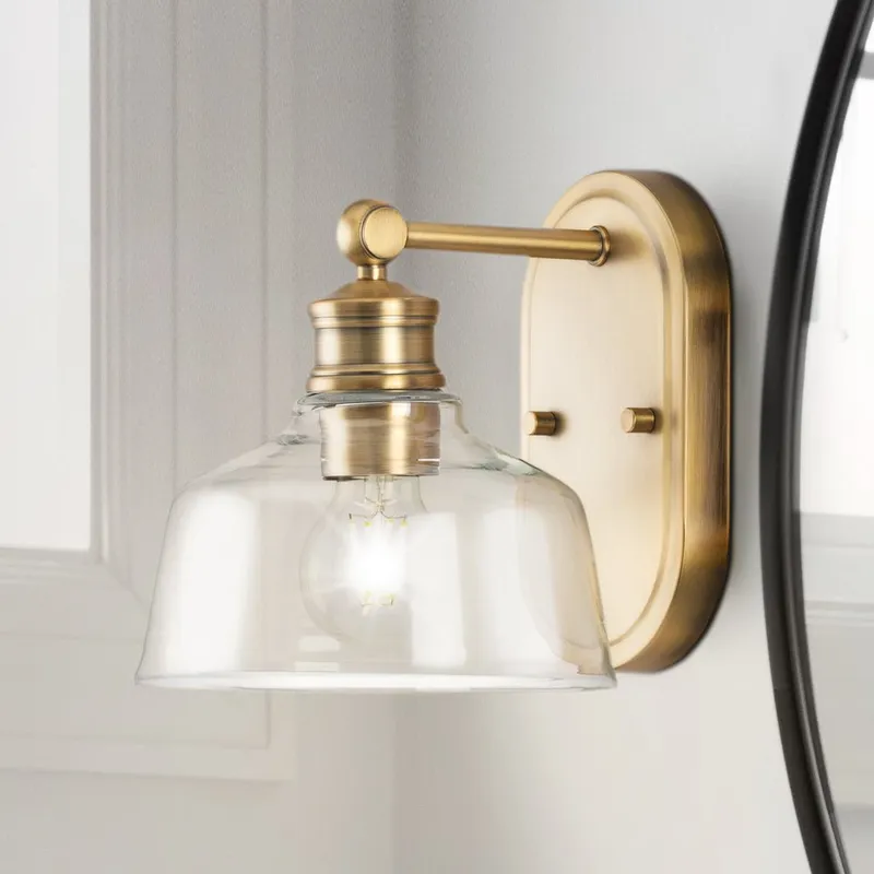 UHP4871 Vintage Indoor Bath Light, 8''H x 9"W x 7-5/8''D, Vintage Brass Finish, Lubbock Collection — Urban Ambiance LED Smart & Connected Lighting 60.0W 3000K