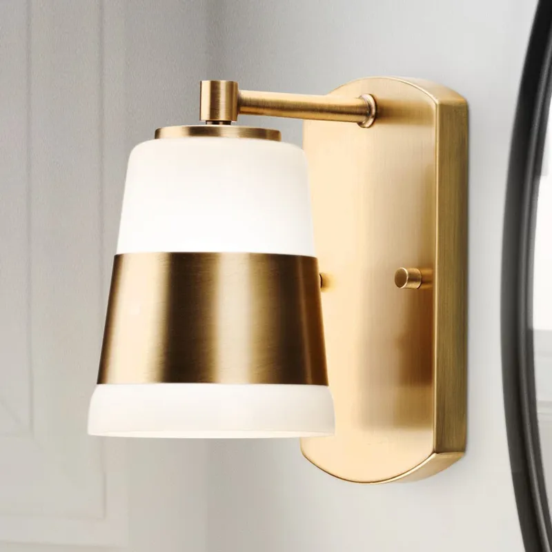 UHP4641 Modern Indoor Bath Light, 7-7/8''H x 6-3/4"W x 4-3/4''D, Vintage Brass Finish, Rheine Collection — Urban Ambiance LED Smart & Connected Lighting 100.0W 3000K