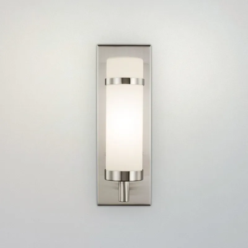 UHP4630 Mid Century Modern Indoor Wall Sconce, 13-1/2''H x 4"W x 4-1/2''D, Brushed Nickel Finish, Busselton Collection — Urban Ambiance LED Wall Lights 60.0W 3000K