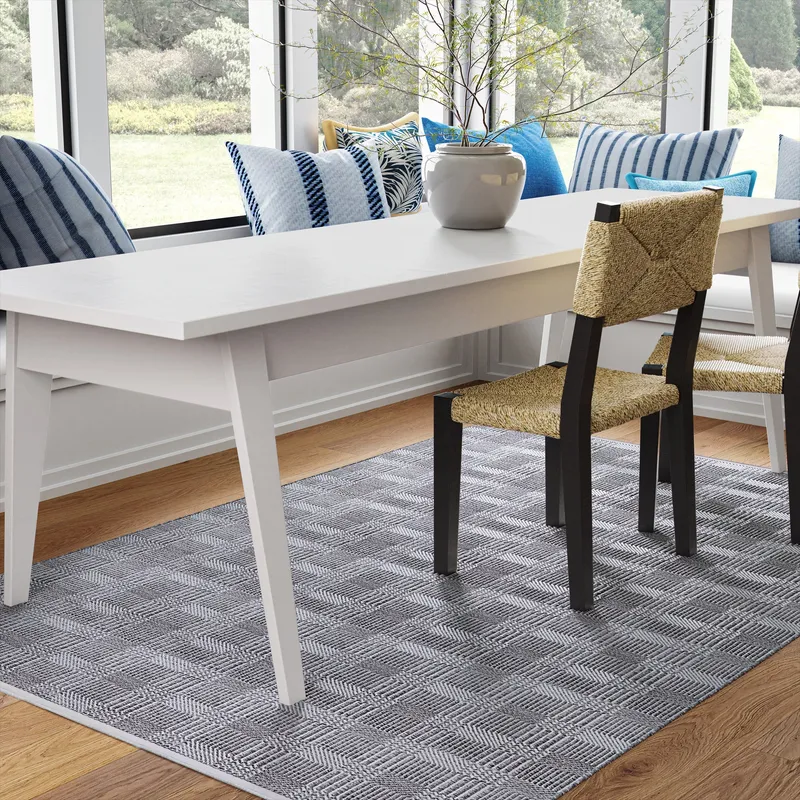 UER0182 Luxury Flat-Weave Synthetic Medium-Pile Rug — Urban Ambiance LED Area Lights  