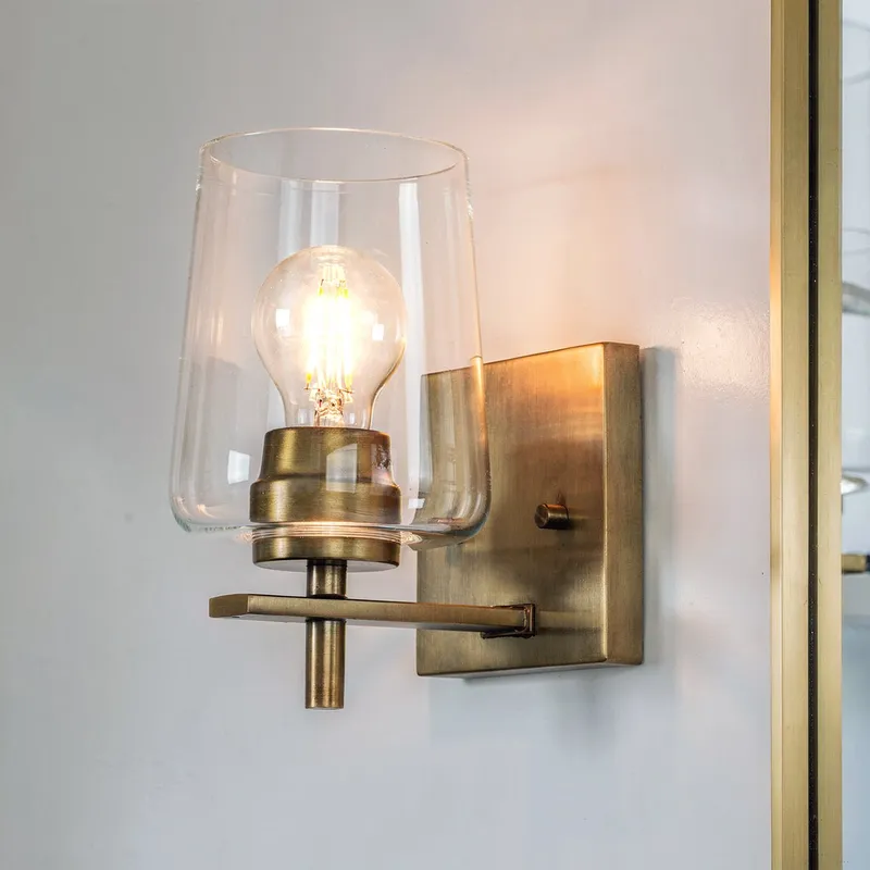 UHP4204 New Traditional Wall Sconce 8.5''H x 5''W, Olde Brass Finish, Swan-Hill Collection — Urban Ambiance LED Wall Lights 60.0W 3000K