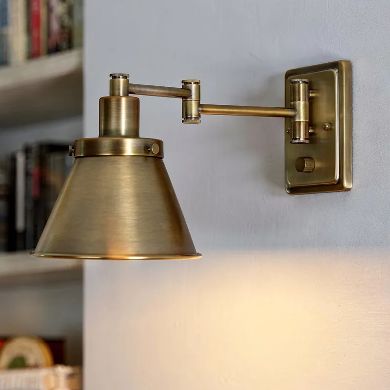 UHP3312 Traditional Wall Light, 9.625"H x 8.25"W, Olde Brass Finish, Pawtucket Collection — Urban Ambiance LED Wall Lights  3000K