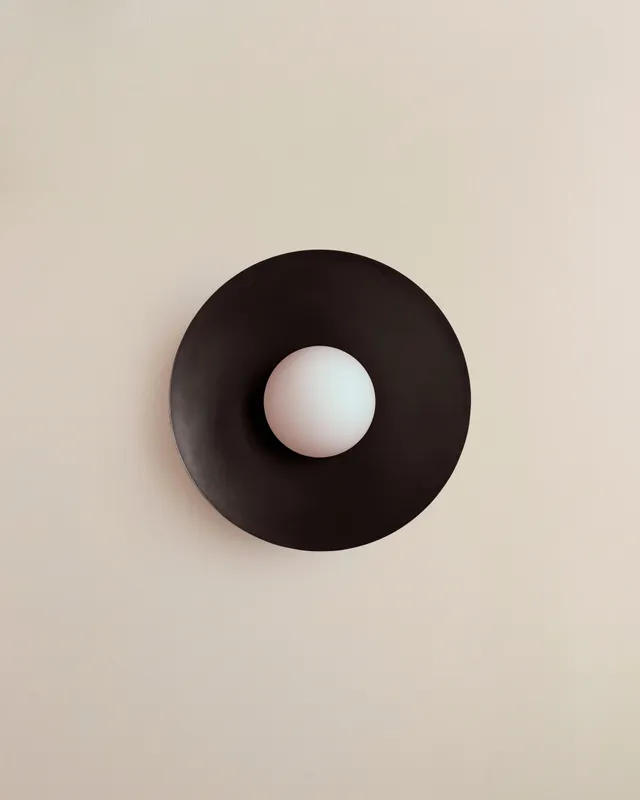 Arundel Orb Surface Mount – Blackened Brass / Black / Slim (ADA)