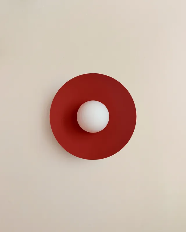Arundel Orb Surface Mount – Oxide Red / Brass / Slim (ADA)