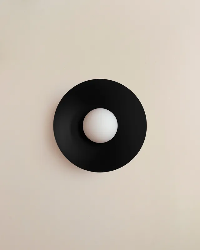 Arundel Orb Surface Mount – Black / Patina Brass / Slim (ADA)