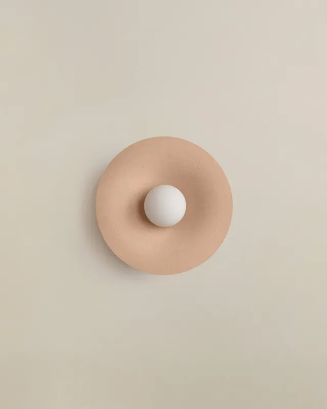 Alien Orb Surface Mount – Tan Clay / Blackened Brass / Slim, (ADA)